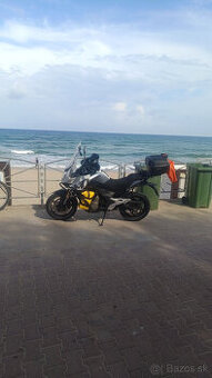 CF Moto 650 MT