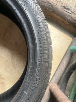 Predám tieto pneu 225/40 R18