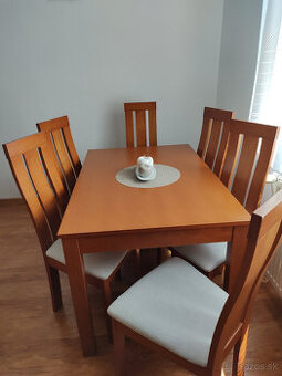 Kuchynský stôl + stoličky