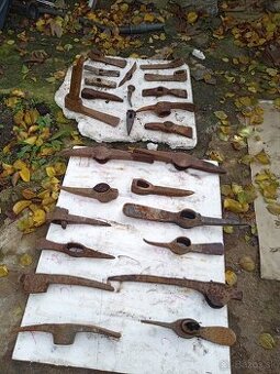 Krompáč.kladivo.motyka