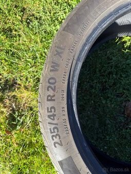Predám letné pneumatiky continental 235/45 R20 W XL