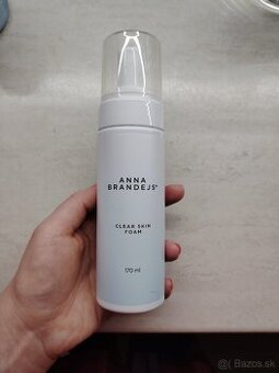 Čistiaca pena na problematickú pleť Anna Brandejs
