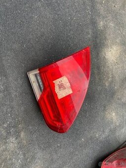 Predám zadne svetlo ľavé Peugeot 2008.