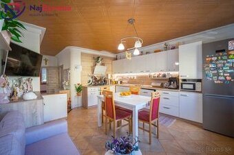 Zrekonštruovaný 3 izbový byt s loggiou na sídlisku Klačno - 1