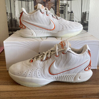 KUPIM TENISKY Nike LeBron 21 Akoya