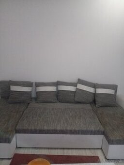 Rozkladacia sedacia suprava