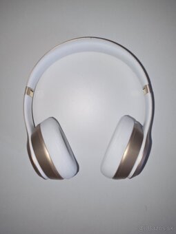 Predám Beats Solo3 Wireless v krásnej Gold/White farbe.