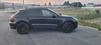 Porsche Macan S