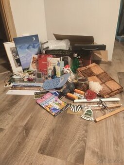 Darujem krabicu všeličoho - váčšina vecí nová, nepoužívaná