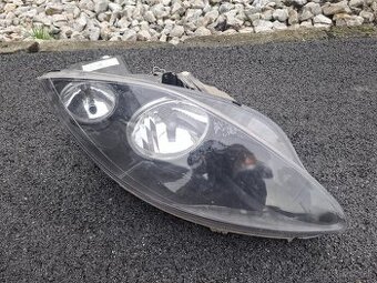 Predné pravé svetlo Leon 2 1P