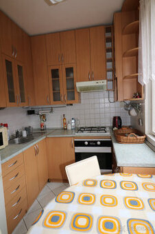 Prenájom 2 - izbového bytu Hliny 3