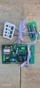 Zmrzlinový stroj riadiaca jednotka