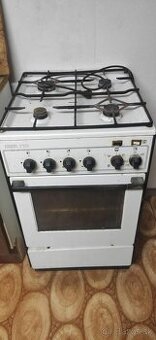 Plynový sporak s el. rurov.