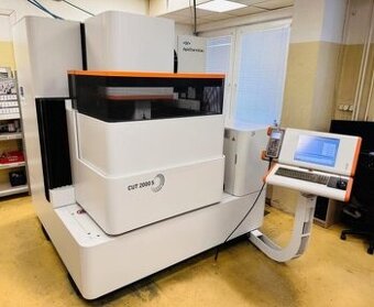 Nabízíme Použitá drátová řezačka CHARMILLES CUT 2000 S, r. v