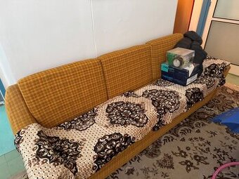 Retro gauč aj s kreslami