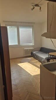 Prenajom garzonka Hlohovec - 1