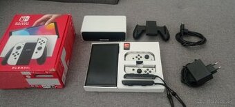NINTENDO SWITCH OLED + 1 HRA