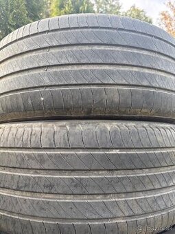235/50 R19 Michelin