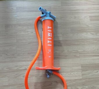Ručná pumpa nízkotlaková dvojčinná na kanoe/kajak 2 x 2,6 l