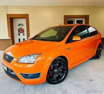 Ford FOCUS ST 2.5 benzin 166 kW