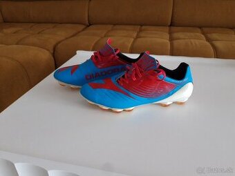 Kopačky Diadora
