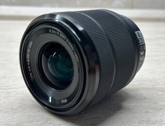 Sony 28-70mm f/3.5-5.6 OSS Sony E-mount