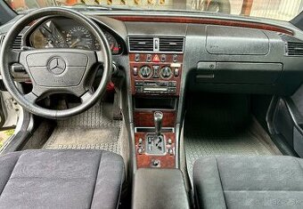 Mercedes W202 C200 , 47 tis.km, AT, klima