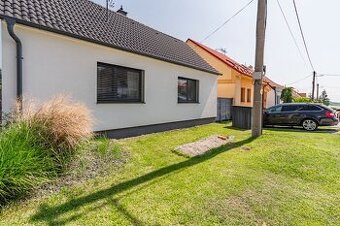Na predaj | 4 izbový rodinný dom 128 m² - Smolenice