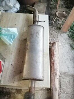 FIAT Punto I stredny tlmic vyfuku