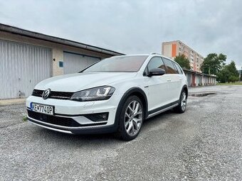 Volkswagen Golf 7 Kombi Alltrack 4Motion DSG 135kw