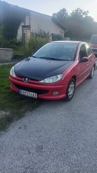 Predám Peugeot 206.