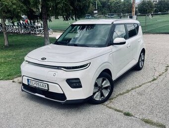 Predám KIA E-SOUL PLATINUM r.v 2021