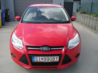 Ford Focus 1,6 benzín