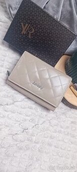 Dámska kožená peňaženka