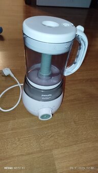 Parný hrniec a mixér Philips