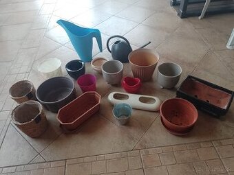 Mix kvetináčov,mix obaly,krhlicky na vodu....