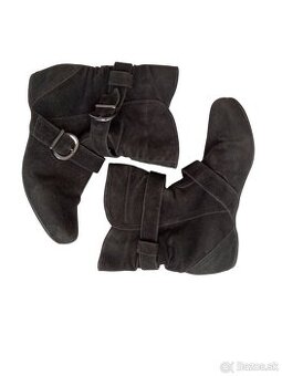 Damske semisove zateplene cizmy velkost 37