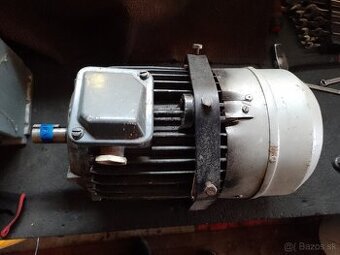 Predám lacno 4kw elektromotor.