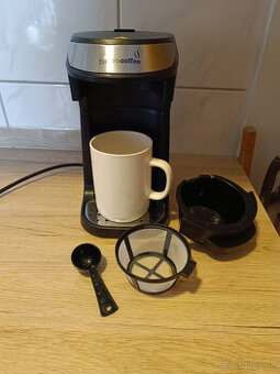 Predám malý kávovar so šálkou