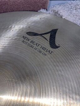 Zildjian A New Beat hi hat