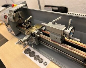 Sustruh na kov,, závity (1,1kW/230V) 600mm 90Kg vreteno 38mm