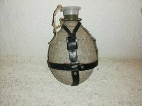 Vojenská RETRO poľná fľaša - 1