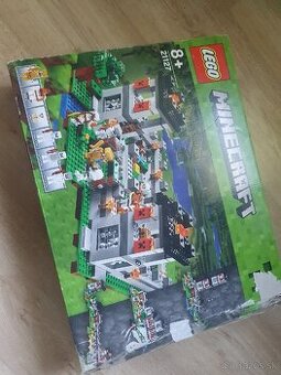 Predám lego Minecraft 21127