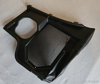 Kryt Audi A8/S8 D2