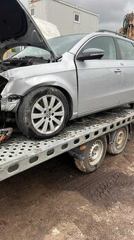 Passat 2.0tdi B7 Rozpredám na ND.