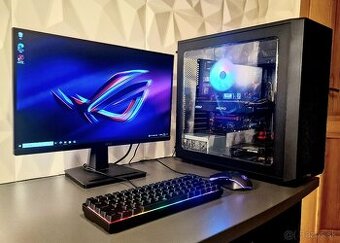 Herný PC + monitor, klávesnica, myš