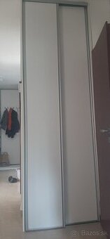 Predám vstavanú roldor skrinu