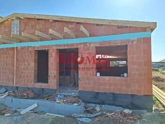 Predáme bungalov 4izbový Košice - Šaca 135m2,tep.čerpadlo,re