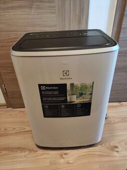 Mobilná klimatizácia Electrolux Comfort 600 EXP26U339CW