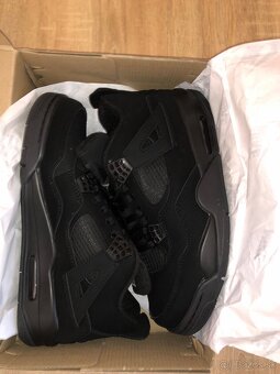 Nike Air Jordan 4 'Black Cat'